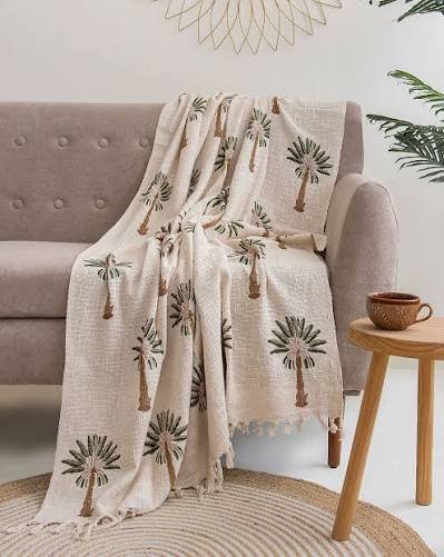 Throws & Blankets