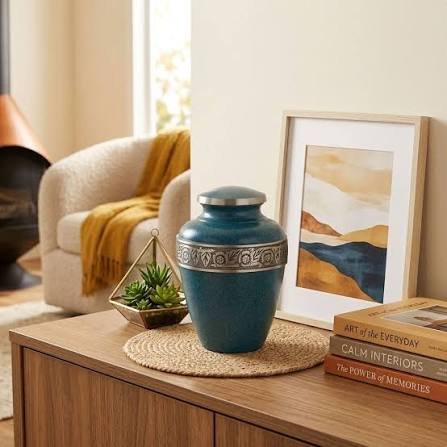 Vases & Urns